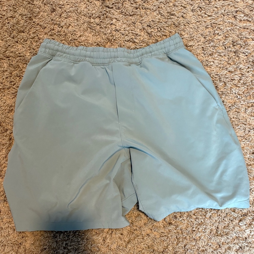 Men's Small Lululemon Shorts 5”